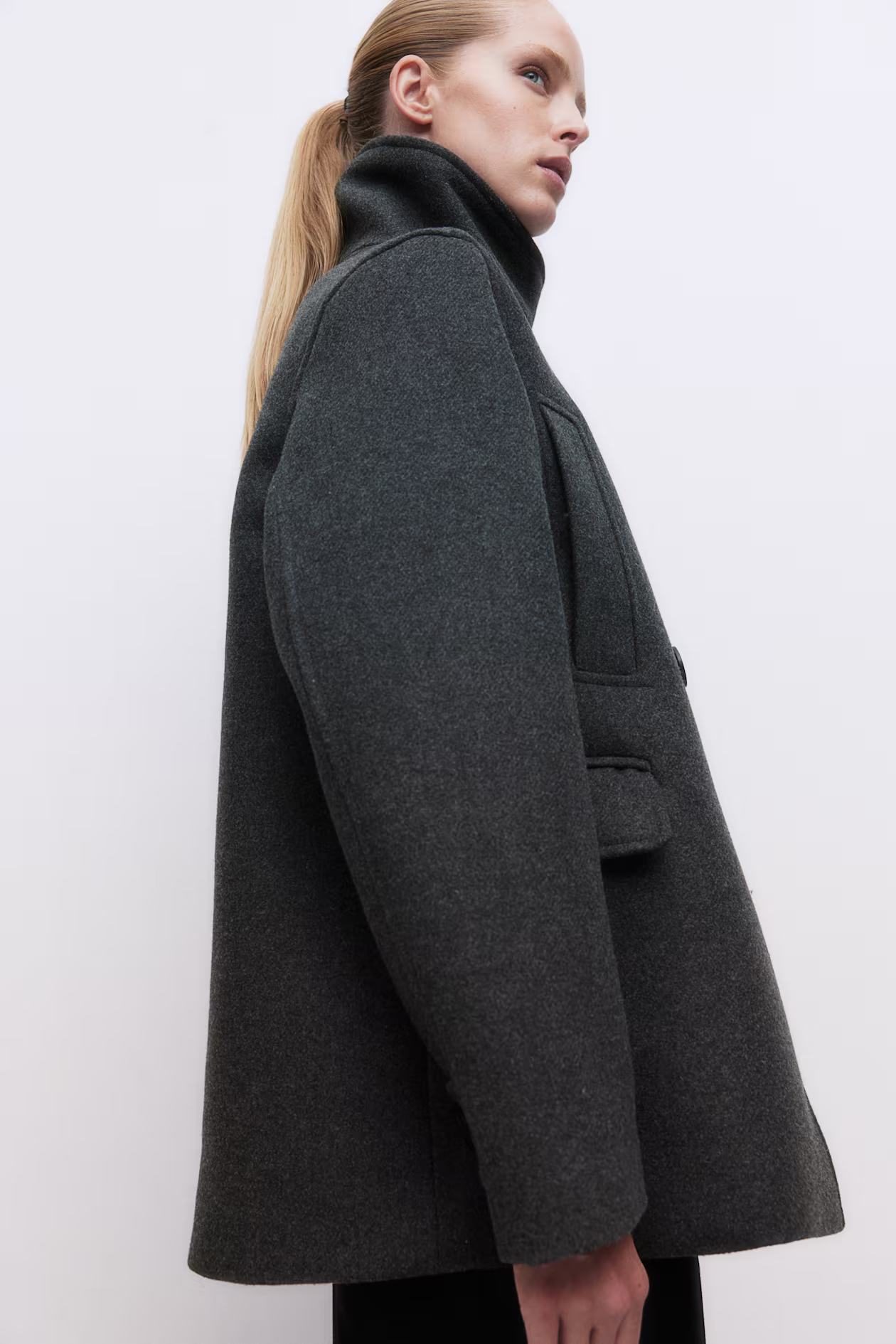 Jacket with stand-up collar